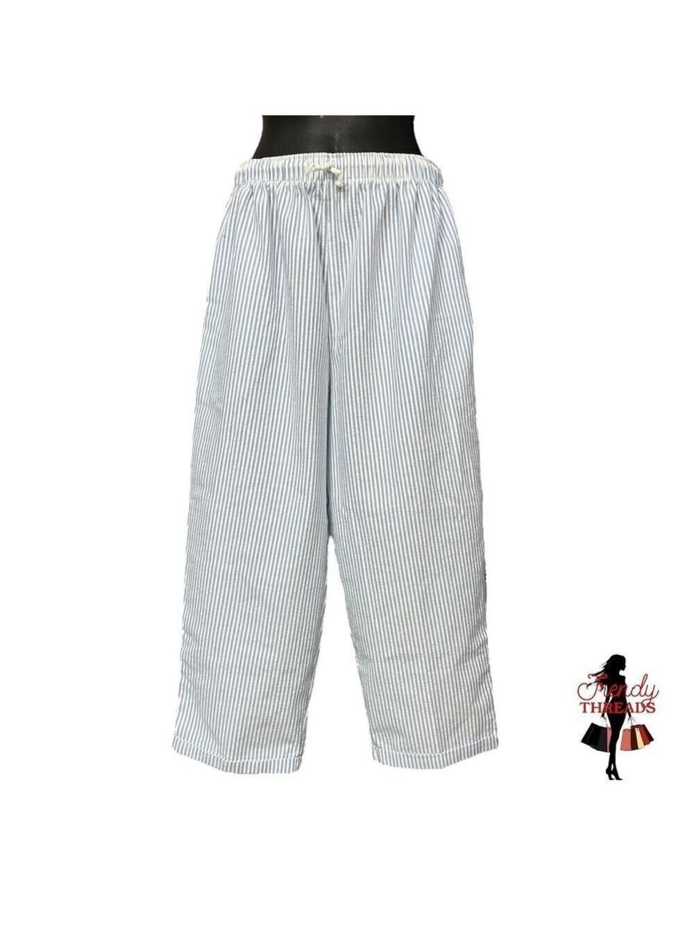 156 Vintage 80s Cropped Pants SMALL Nautical Stripe Pockets Blue White Cottage